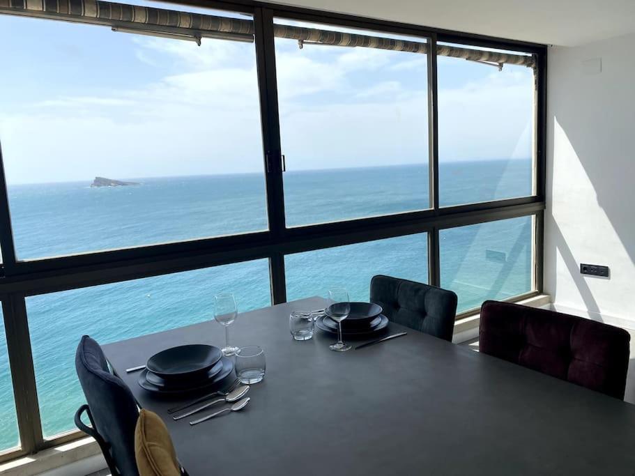 Estupendo Apartamento En Planta 23 Primera Linea Benidorm Luaran gambar