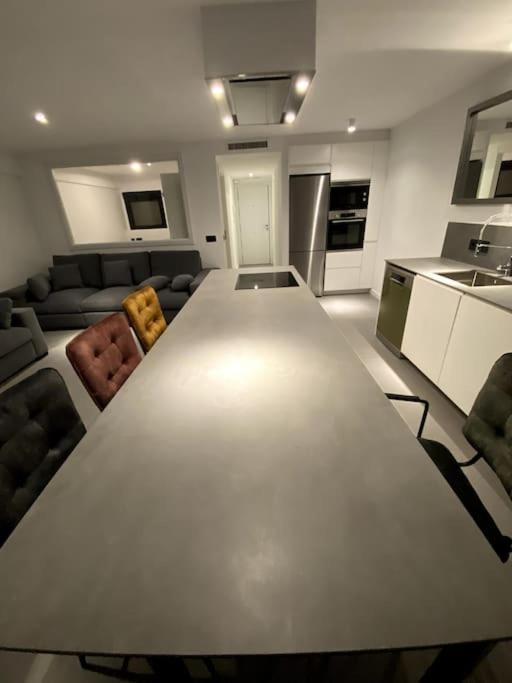 Estupendo Apartamento En Planta 23 Primera Linea Benidorm Luaran gambar