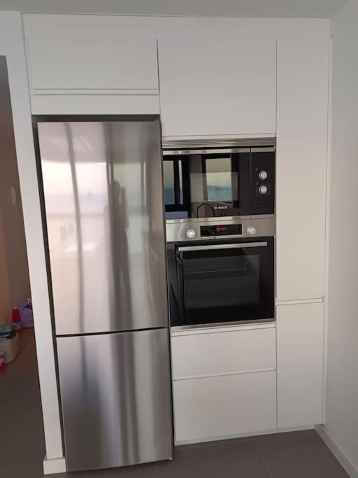 Estupendo Apartamento En Planta 23 Primera Linea Benidorm Luaran gambar